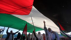 محللون: الانتخابات مدخل لإعادة الوحدة الوطنية الفلسطينية