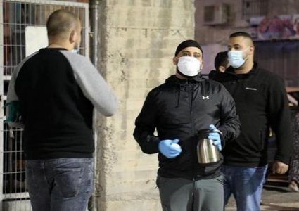 4 وفيات و122 إصابة بكورونا في القدس خلال يومين