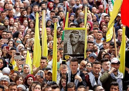 فتح إقليم القدس تكرم عددا من ذوي اسرى العاصمة