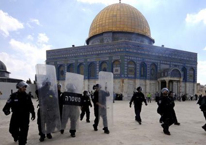 قوت الاحتلال تعتقل مقدسياً في حي سلوان