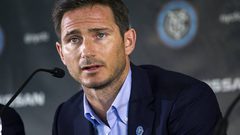 نادي تشيلسي يعلن إقالة مدربه فرانك لامبارد