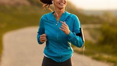 حمل الهاتف أثناء ممارسة رياضة الركض خطر على الصحة