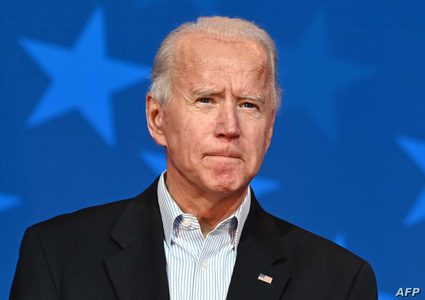 بايدن يعد بتطعيم 300 مليون أمريكي بحلول الصيف