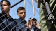 نادي الأسير: 38 إصابة جديدة بكورونا في صفوف الأسرى بسجن "ريمون"