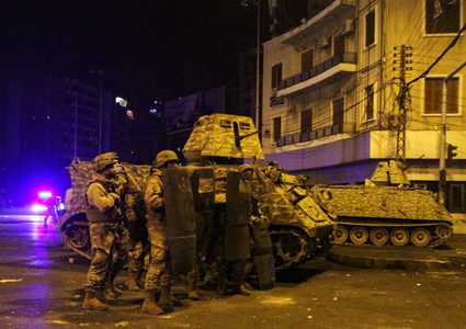 9 اصابات من الشرطة اللبنانية جراء المواجهات بمحيط سراي طرابلس