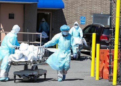 الوفيات بكورونا في الأمريكتين وصل إلى نحو مليون شخص