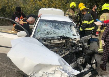 3 إصابات في حادث طرق قرب جث