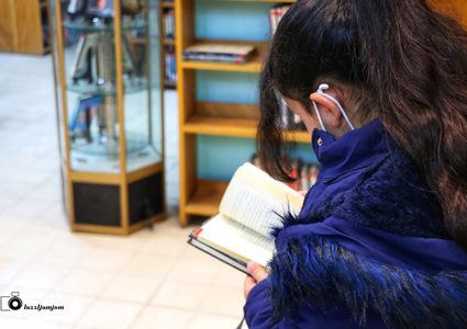 جولة في مكتبة بلدية نابلس 

عدسة : عزت جمجوم