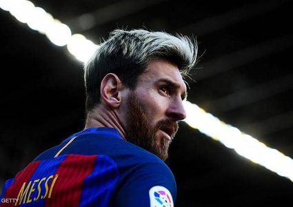 صحفي أسباني: ميسي لم يتراجع عن فكرة رحيله عن برشلونة