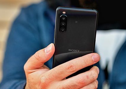 سوني تخطط لإعادة إنتاج  هاتف "إكسبيريا كومباكت"