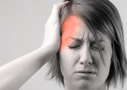 تعرفوا على مخاطر تحمل آلام الصداع