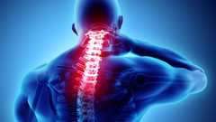 تعرف على عادات وأفعال تؤدي إلى الإضرار بالعمود الفقري