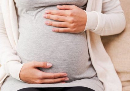 للحامل.. هذه أهم الأطعمة التي تخفف من أعراض كورونا