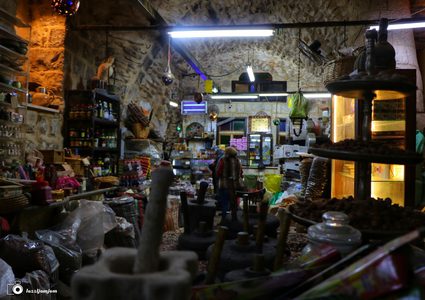 جولة في مطحنة بريك في البلدة القديمة بنابلس 

تصوير : عزت جمجوم