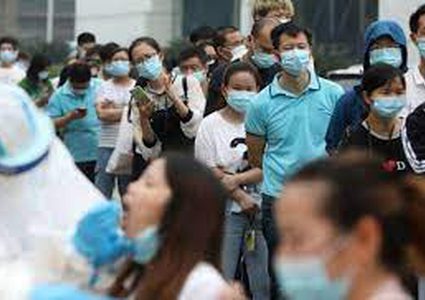 الصين تشهد أكبر زيادة يومية في إصابات كورونا