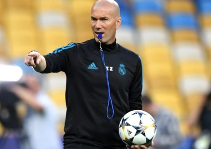 هذا الاسم من أبرز المرشحين لقيادة ريال مدريد حال اقالة زيدان !