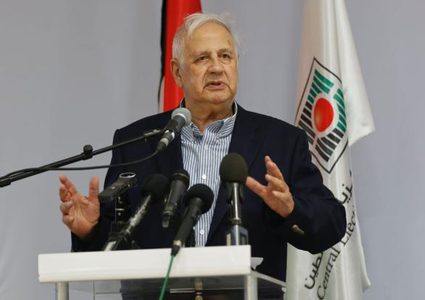 ناصر يسلم القنصلين الفرنسي والتركي دعوة للرقابة على الانتخابات