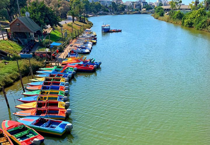 جولة في مدينة يافا "عروس فلسطين "

عدسة : أيمن سوقي