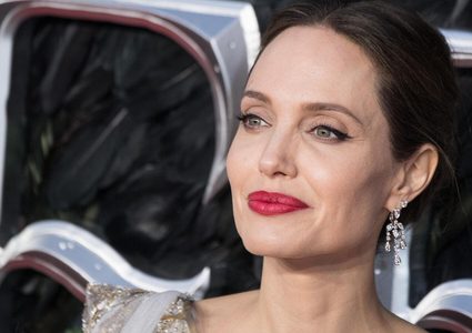 أنجلينا جولي:  الكبر في السن يمنحني شعورا بالانتصار