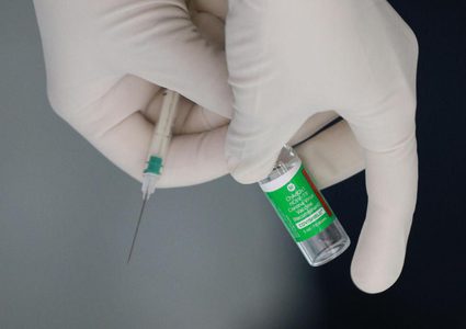 الصحة: البدء بتطعيم الطواقم الطبية خلال اليومين القادمين