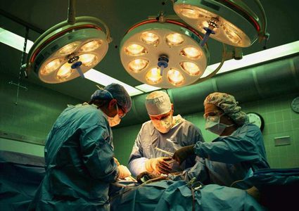 دراسة علمية: الموسيقى بدلا من التخدير خلال العمليات الجراحية