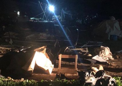 اقتحام خربة حمصة وتفكيك الخيام التي نصبتها هيئة الجدار