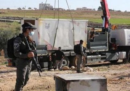 الاحتلال يهدم 11 " كشكا " في عانين غرب جنين