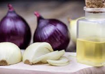 هل يحفز عصير البصل الطبيعي نمو الشعر ؟