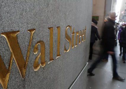 أسهم "غيم ستوب" تهبط 80%