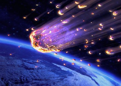 نيزك يخترق الغلاف الجوي الأرضي بسرعة مذهلة