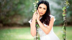 الهام روحانا تنهي تسجيل 3 أغاني من ألبومها الجديد