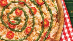 بيتزا البيستو بالدجاج