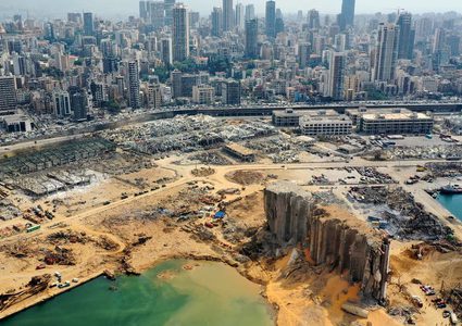 تقرير: مواد خطرة قد تسبب كارثة ثانية بمرفأ بيروت