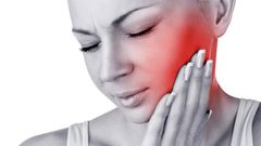 طبيبة: ألم الأسنان ينذر بإحتمالية المعاناة من نوبة قلبية قاتلة