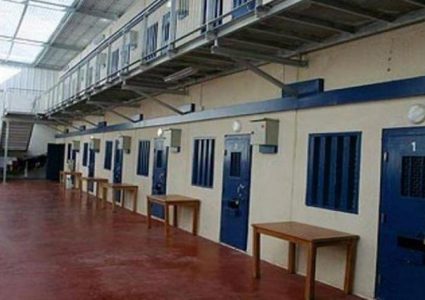 عزل 8 أسرى في "مجدو" بظروف صعبة