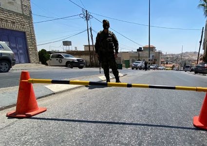 اغلاق ياسوف شرق سلفيت بسبب كورونا