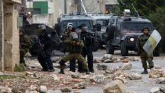 اصابة فتى بالرصاص خلال مواجهات في الدهيشة