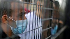 إصابات جديدة بكورونا بين صفوف الأسرى في قسم 10 بالنقب