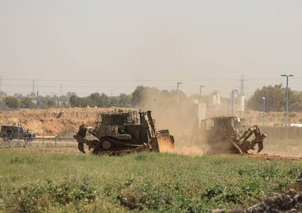 توغل إسرائيلي شمال القطاع واستهداف رعاة الأغنام جنوبـه