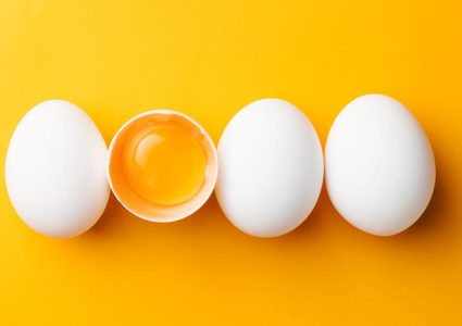 تناول "صفار البيض" أكثر من 3 مرات اسبوعياً يعرض حياتك للخطر!