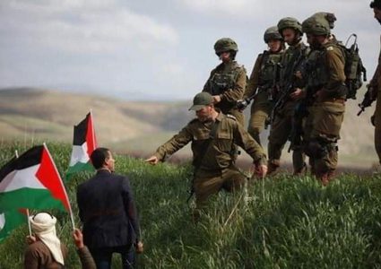 الاحتلال يقمع فعالية لزراعة أشجار زيتون جنوب نابلس