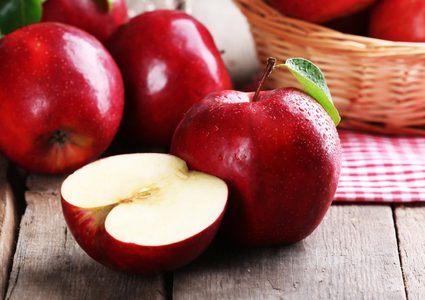 التفاح بيت الطاقة الغذائي.. تعرف على فوائده