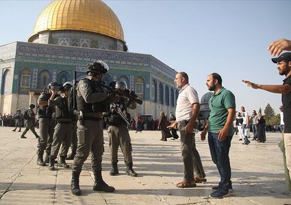 القدس: مواجهات في الطور وانتشار مكثف للاحتلال على أبواب الأقصى