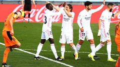 ريال مدريد يفوز على فالنسيا (2-0)