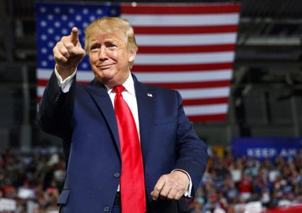 ترامب يعلن بدء حركته السياسية بعد تبرئته بمجلس الشيوخ