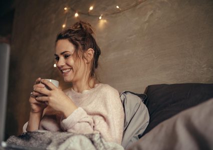 منها خلع الساعة.. 5 عادات عليك إتباعها قبل الخلود إلى النوم