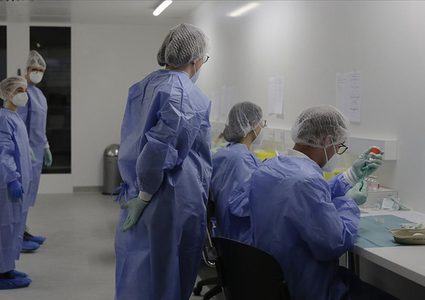 انطلاق أولى عمليات التطعيم بلقاح "فايزر" في لبنان