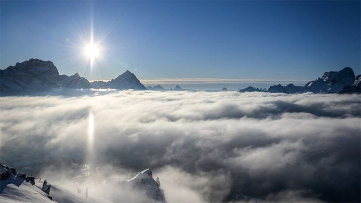 مصرع 3 أشخاص في انهيارين ثلجيين في جبال الألب
