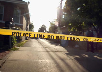 الشرطة الأمريكية: إصابة طفل بإطلاق نار أمام منزله