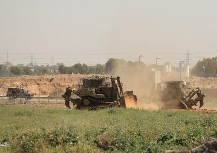 توغل محدود لجرافات الاحتلال شمال قطاع غزة